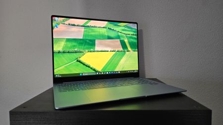 Samsung Galaxy Book 4 Edge